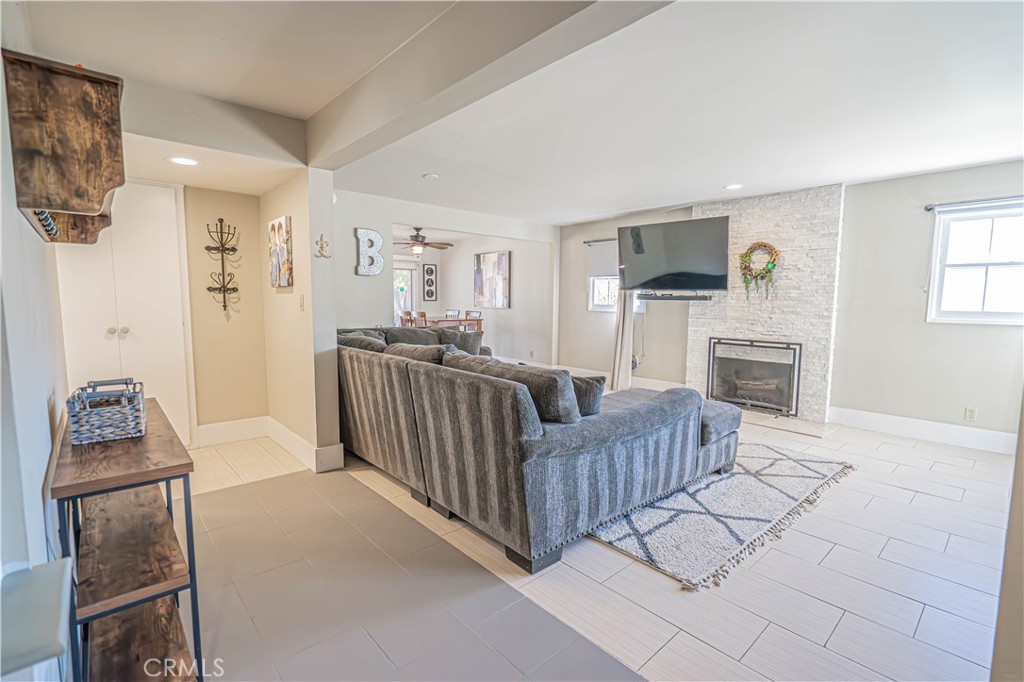 Sierra Hills (SRHL) - Residential