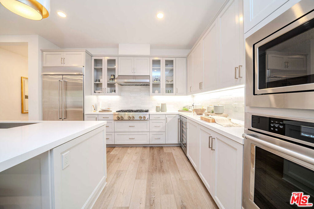 8900 Los Coyotes Court 120