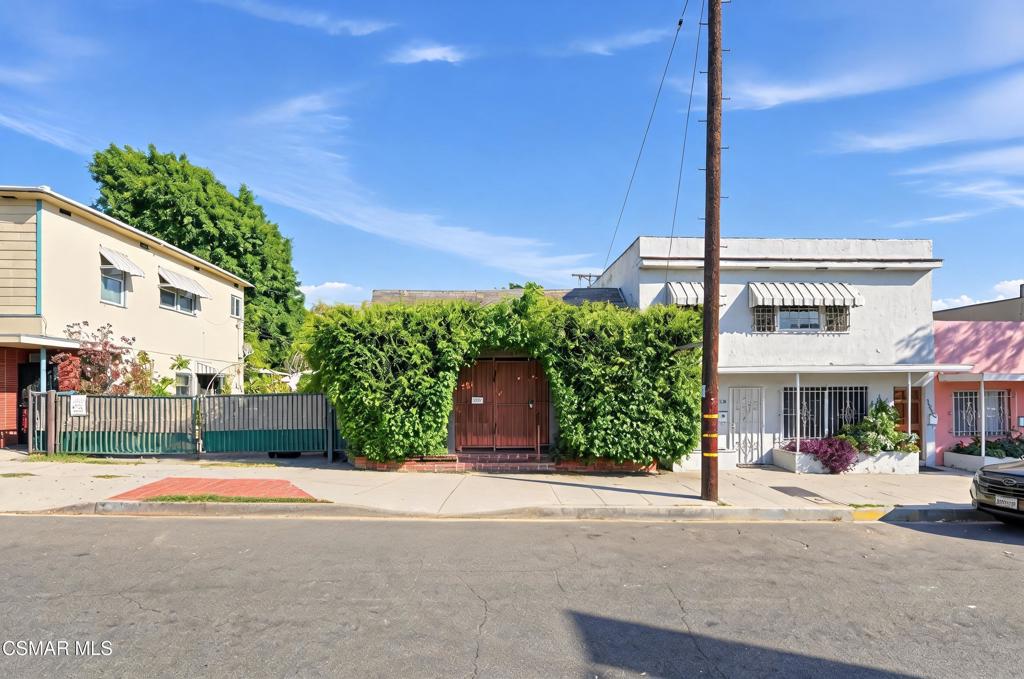 3032 Glendale