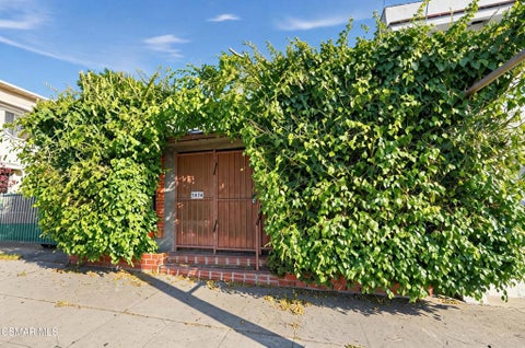 Photo of 3032 Glendale BLVD, Los Angeles, CA 90039 (MLS # 226004501)