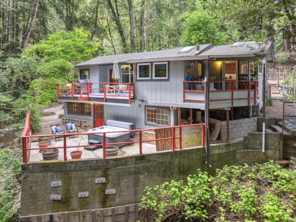 495 Primavera Road