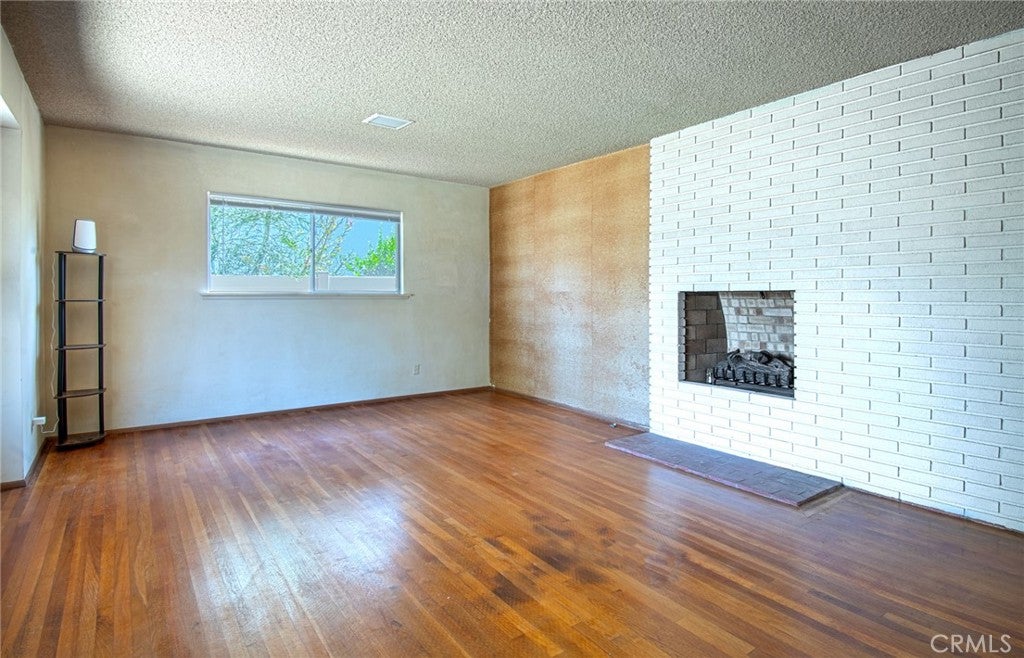 2032 Aliso Avenue