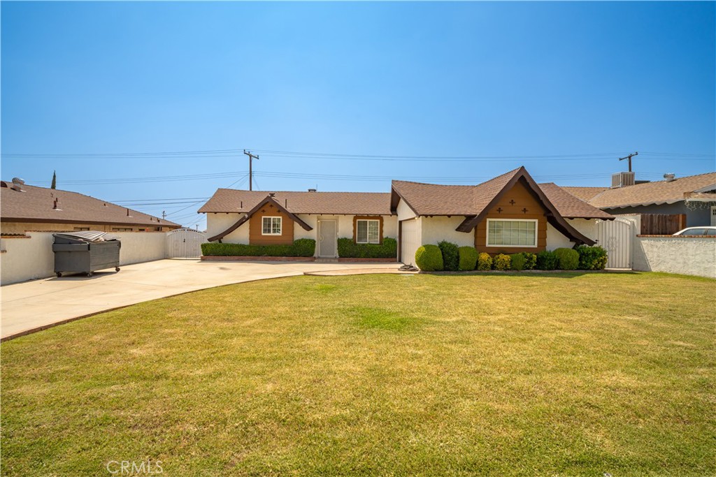 5422 Golondrina Drive