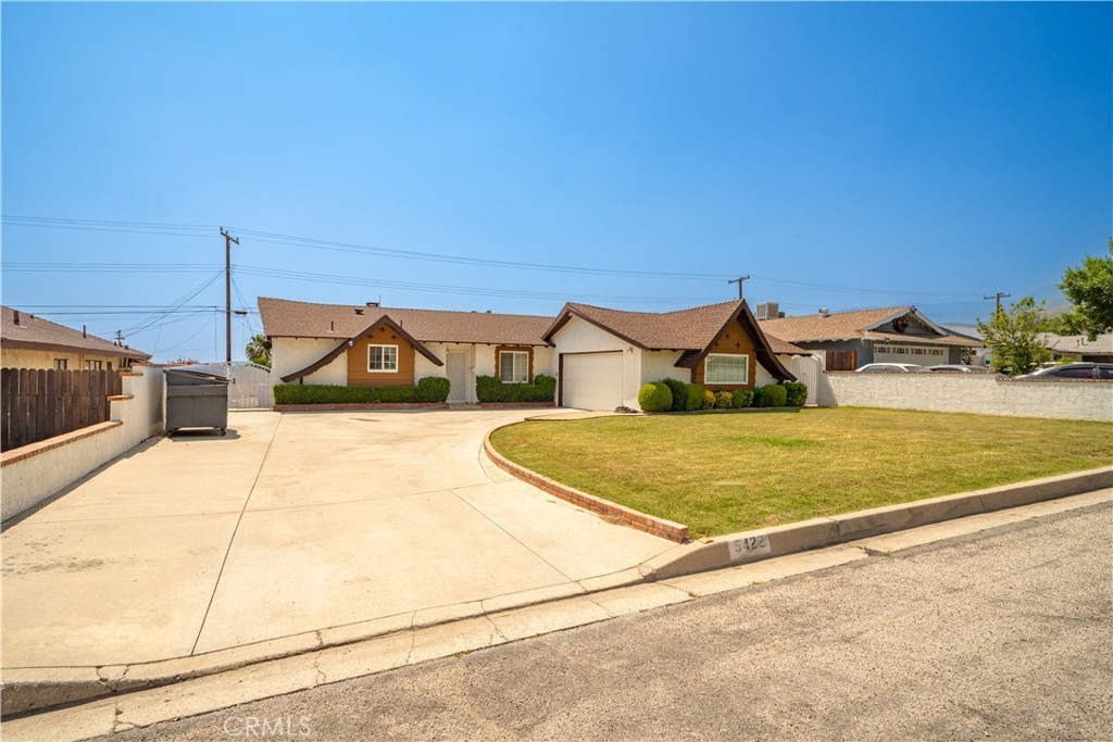 5422 Golondrina Drive