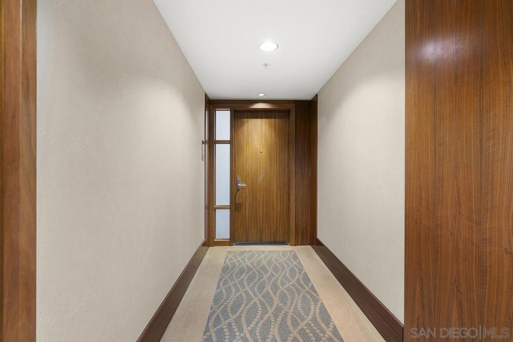 1199 Pacific Hwy 704