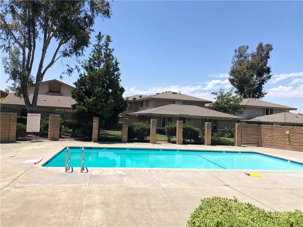 Placentia, California 92870, United States, 2 Bedrooms Bedrooms, ,1 BathroomBathrooms,Residential,Pending,187563