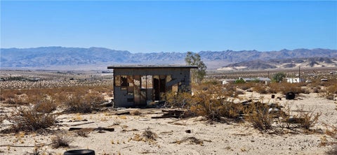 Photo of 800 Pioneer Trail, 29 Palms, CA 92277 (MLS # HD26199985)