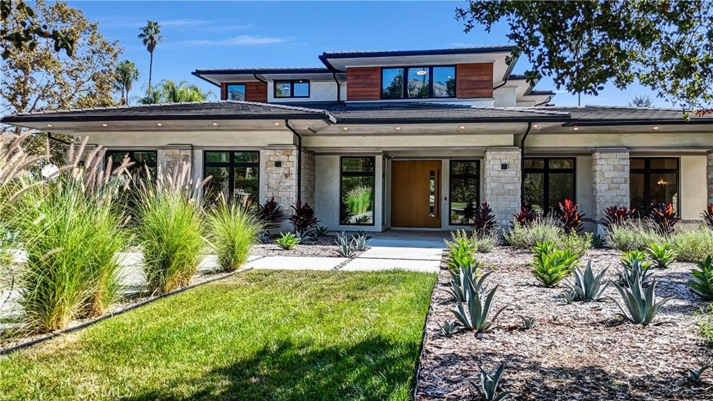 330 Arbolada DR, Arcadia CA 91006