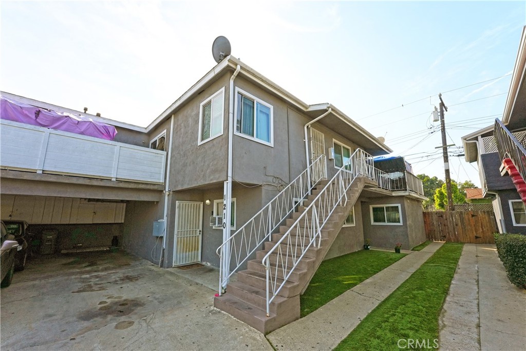 1210 W 144th