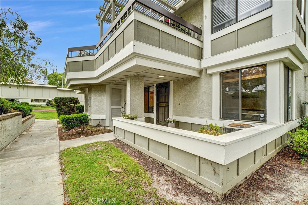 25713 Sycamore Pointe