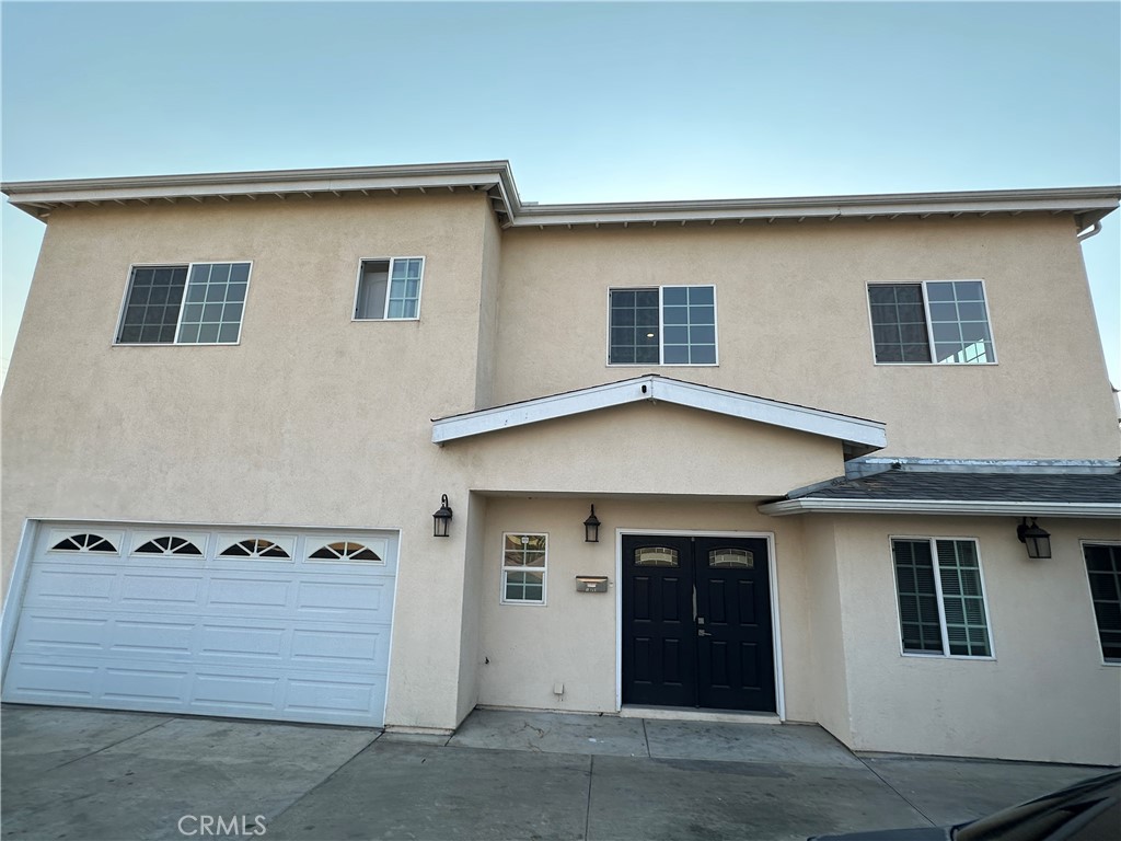 A 2- story single-family home with 4bedrooms and 3bathrooms. The living approximate 2,700 sqft. New interior paint. Close to Tempo, Church, shopping center. The rent included electricity, water and trash. Ready to move-in.