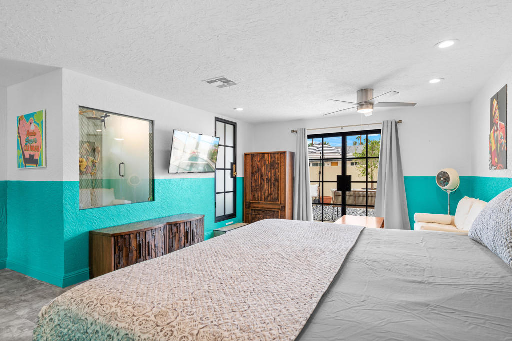3863 E Calle San Antonio
