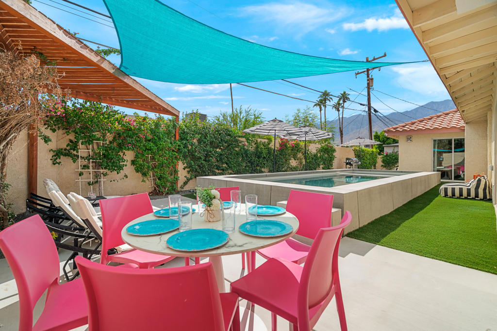 3863 E Calle San Antonio