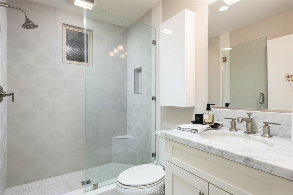 77 Chianti, Irvine CA 92618 - Photo 22