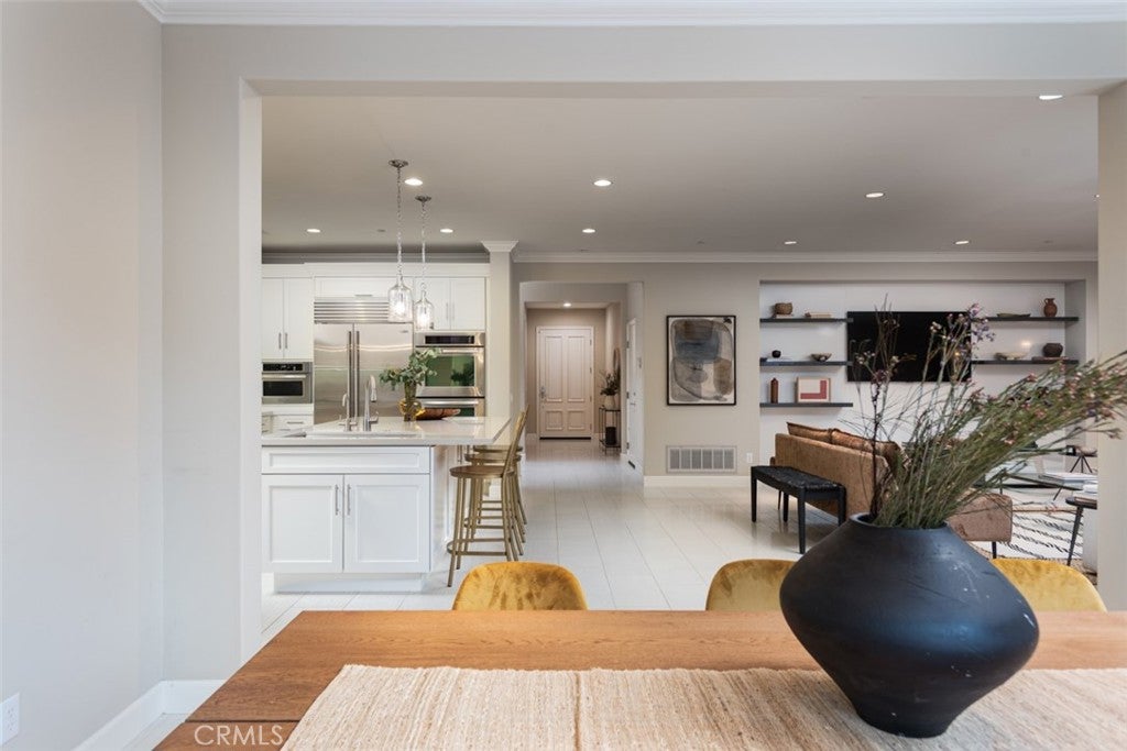 77 Chianti, Irvine CA 92618 - Photo 8