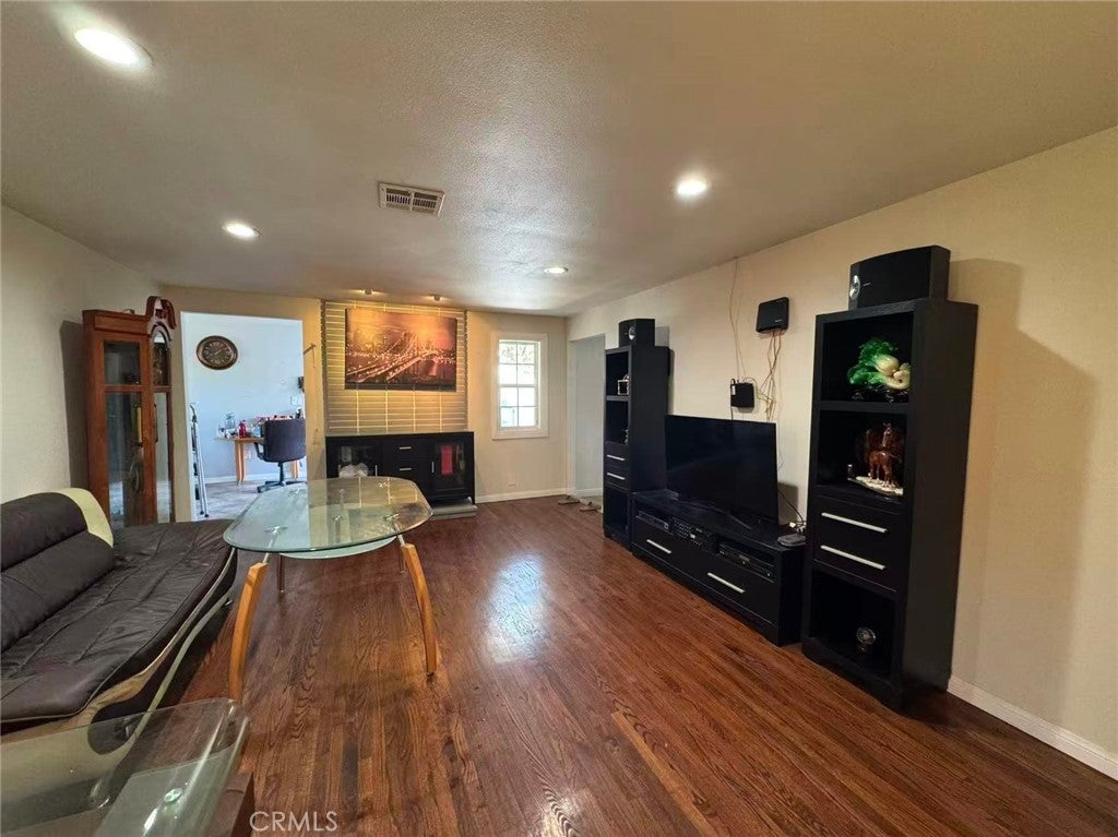 1120 Valencia AVE, Hacienda Heights CA 91745