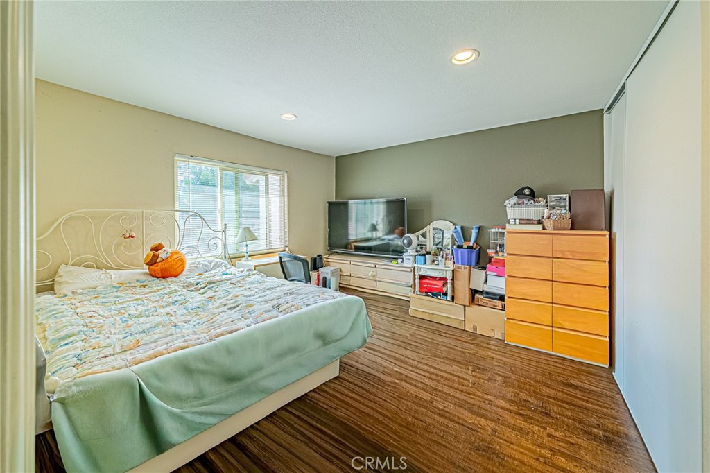 Sunny Ridge (SURG) - Residential