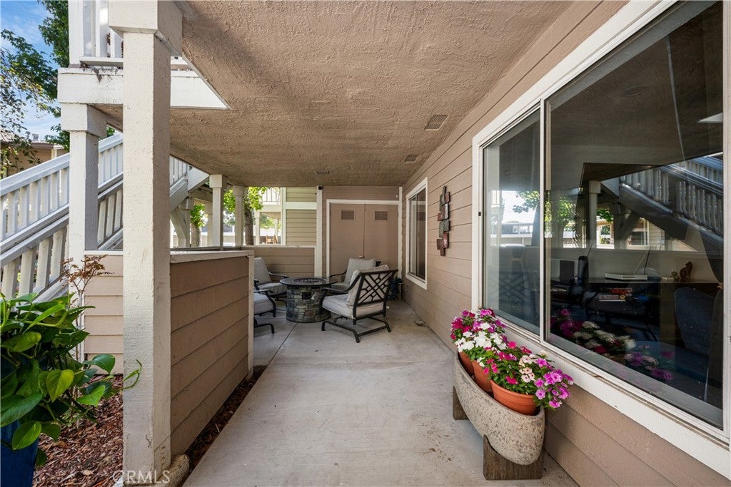 Properties 4 6971 Knollcrest #48 48