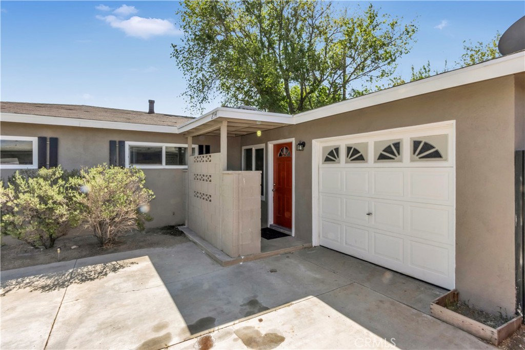 254 E Avenue J7