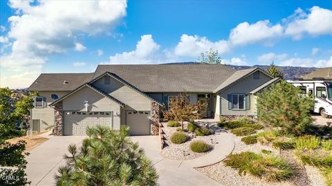 Photo of 30730 Fox Ridge Court, Tehachapi, CA 93561 (MLS # V1-35315)