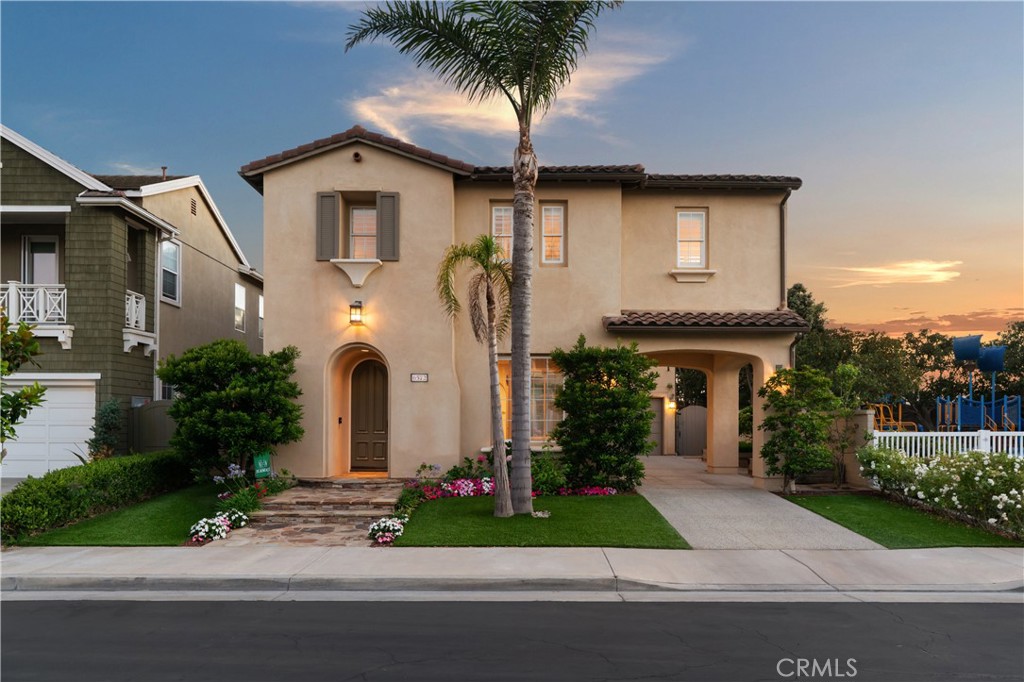6572 Beachview Drive