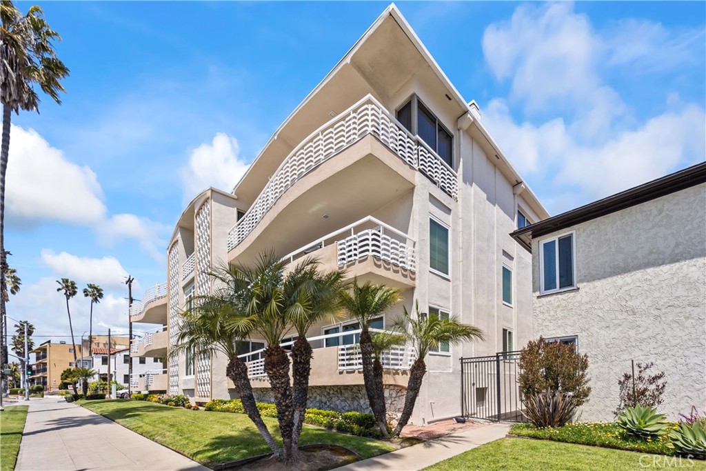 3601 E Ocean Boulevard 2C