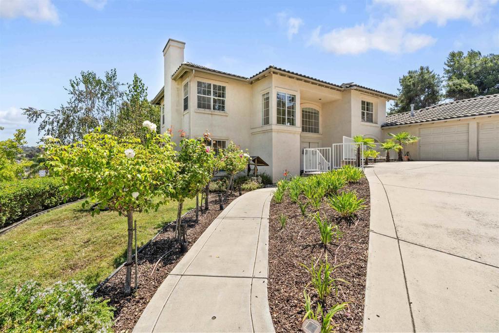 1957 Cresthaven Drive