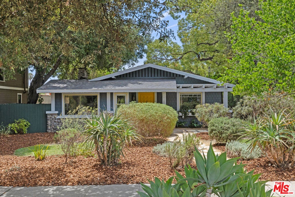 1026 E Orange Grove Boulevard