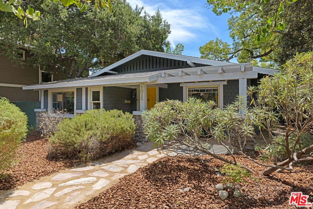1026 E Orange Grove Boulevard, Pasadena CA 91104