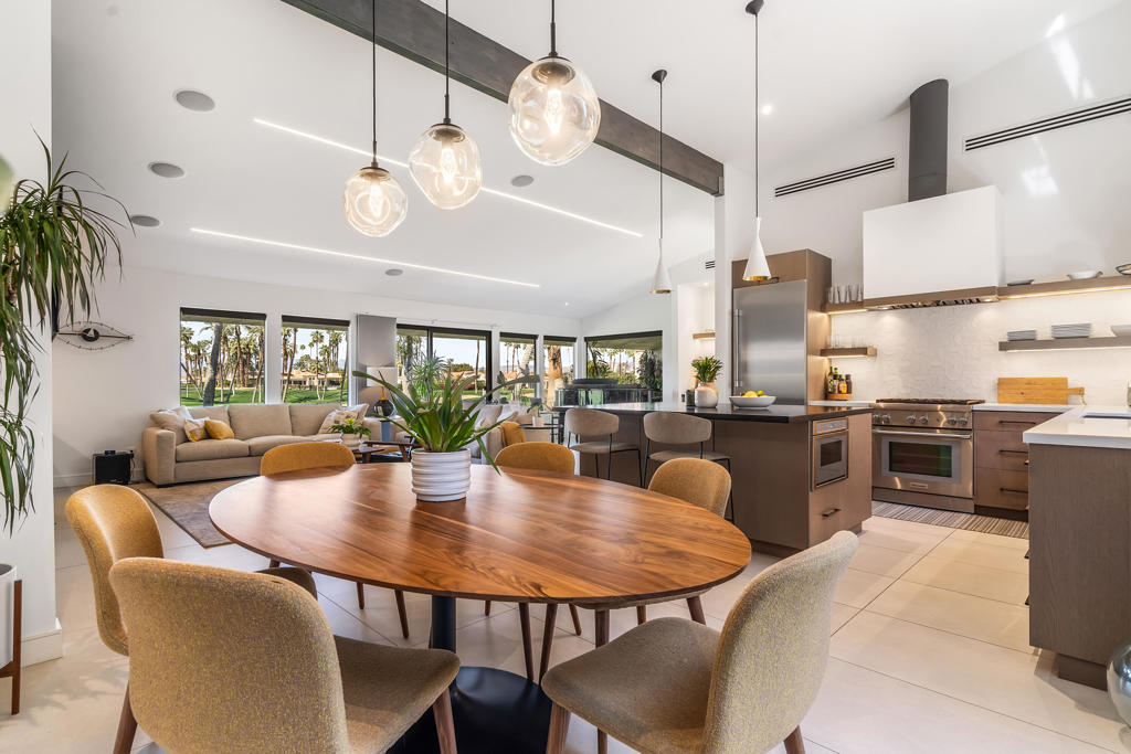 44841 Desert Horizons Drive