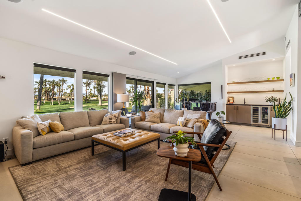 44841 Desert Horizons Drive