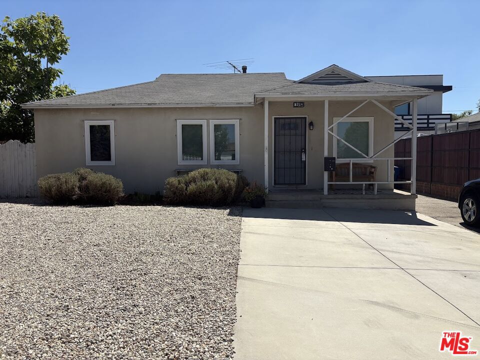**TWO WEEKS OFF FIRST MONTH'S RENT!** Bright & Stylish 3-Bedroom/1-Bathroom NoHo Rental with Renovated Interiors + Big Backyard + 2 Car Garage! Welcome to 8214 Laurelgrove Avenue, ideally located in the vibrant heart of North Hollywood. This lovely single-family home sits just minutes from major freeways like the 170 and 101, providing easy access across Los Angeles. Within short proximity to the NoHo Arts District, Universal Studios, Valley Plaza Park, and popular shopping and dining along Laurel Canyon Blvd, all within a short drive! FEATURES: 3-Bedrooms + 1-Bathroom- 1,017 Sq. Ft. of Bright, Inviting Living Space. New Flooring. Fresh Interior Paint Throughout. Beautifully Renovated Bathroom with Contemporary Finishes. Updated Kitchen includes Stainless Steel Microwave, Refrigerator, and Stove.- Detached 2-Car Garage, Great for Parking or Extra Storage. Brand-New Washer & Dryer Included. Massive, and Private Backyard Perfect for Outdoor Entertaining, Gardening, or Play. Quiet, Tree-Lined Residential Street. Small pets under 25 lbs. are allowed. (subject to approval). Gardening Included. RENTAL TERMS: Application Fee: $60 per adult. Security Deposit: One month's rent on approved credit. However, there are certain exceptions for small landlords who own just two properties, provided that the total rental units between these properties does not exceed four. Landlords who qualify as small property owners may charge up to two months' rent.Lease Term: 12 months. Renters' insurance is required. Small pets under 25 lbs. are allowed. (subject to approval). Pet support fee from $75 - $125 (depending on Petscreening rating). Parking: Detached 2-Car Garage.