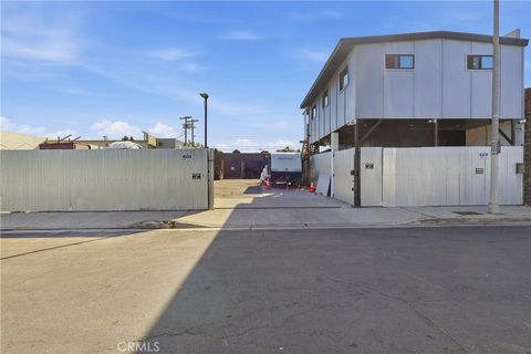 Photo of 1040 1048 251st St, Harbor City, CA 90710 (MLS # SB26025424)