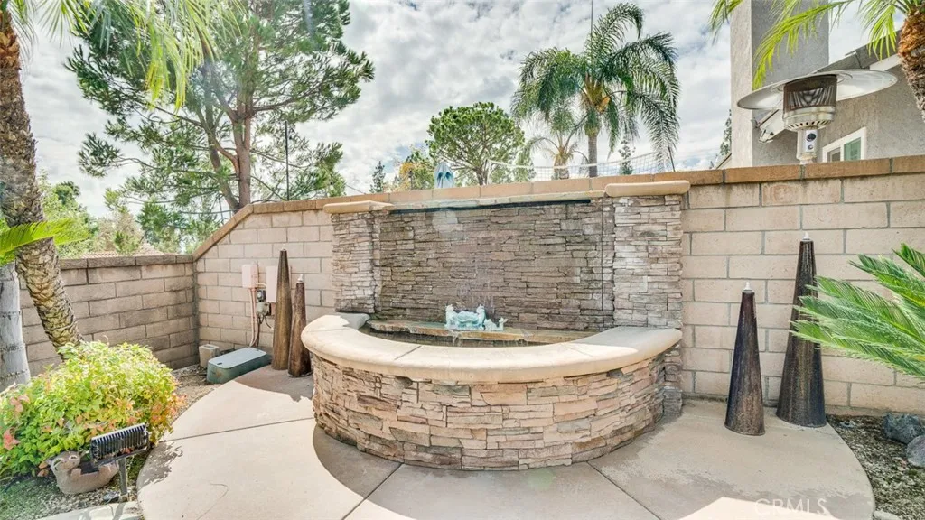 Upland, California 91784, United States, 4 Bedrooms Bedrooms, ,3 BathroomsBathrooms,Residential,Pending,215463