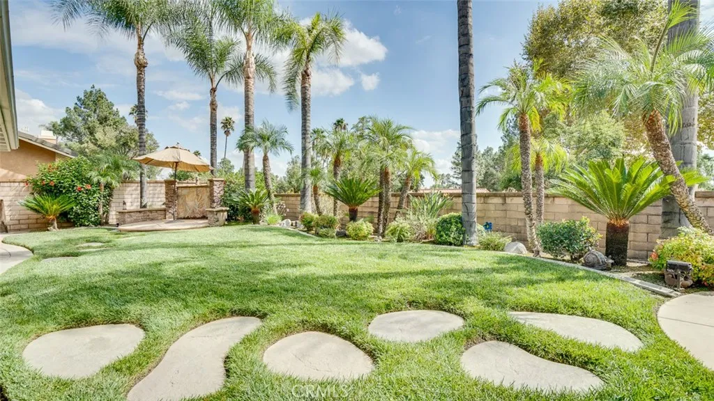 Upland, California 91784, United States, 4 Bedrooms Bedrooms, ,3 BathroomsBathrooms,Residential,Pending,215463