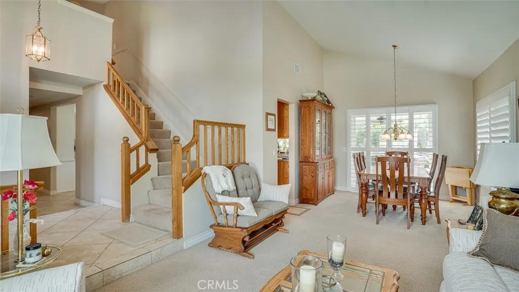 Upland, California 91784, United States, 4 Bedrooms Bedrooms, ,3 BathroomsBathrooms,Residential,Pending,215463