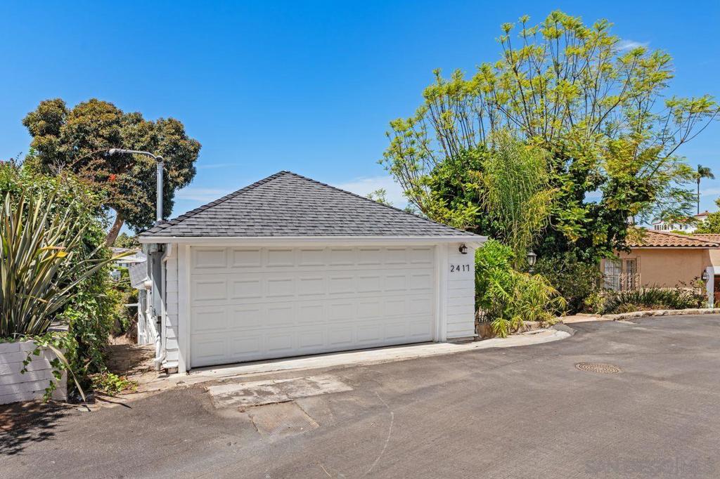 2417 Arista Ct