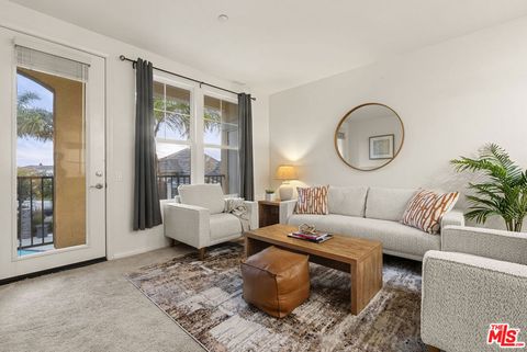 Tiny photo for 1708 Tanager Street #1-202, Ventura, CA 93003 (MLS # 26665903)