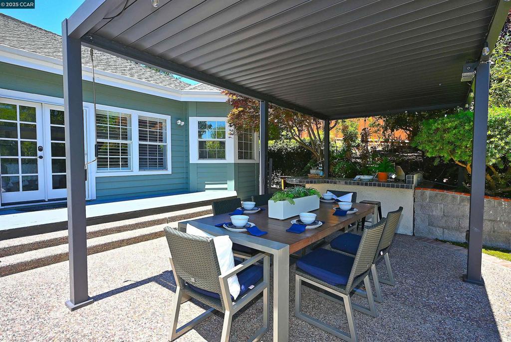 WALNUT HEIGHTS - Residential