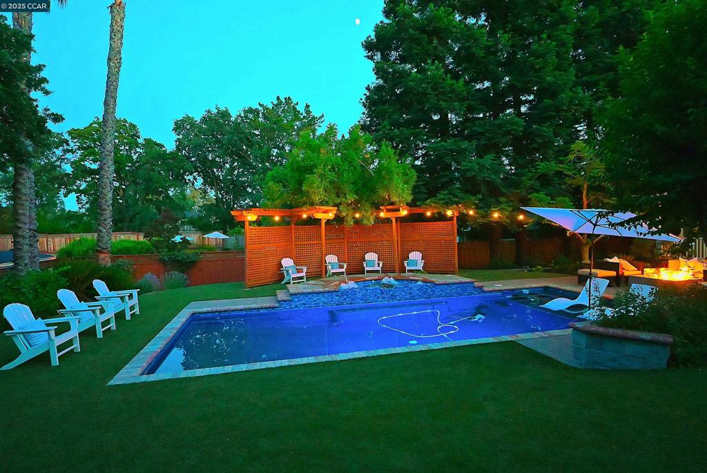 WALNUT HEIGHTS - Residential