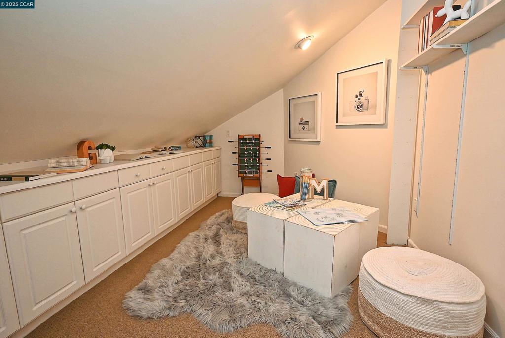 WALNUT HEIGHTS - Residential