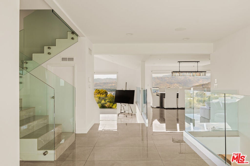 7377 Pyramid Place