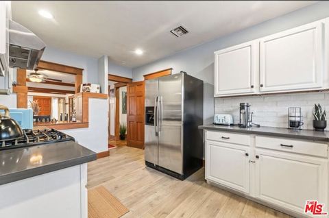 Tiny photo for 736 Redondo Avenue, Long Beach, CA 90804 (MLS # 26670031)