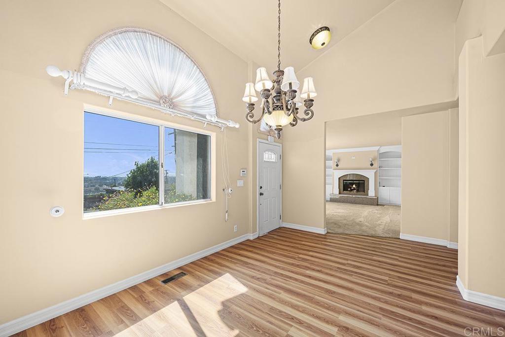 4411 VISTA CORONADO DR