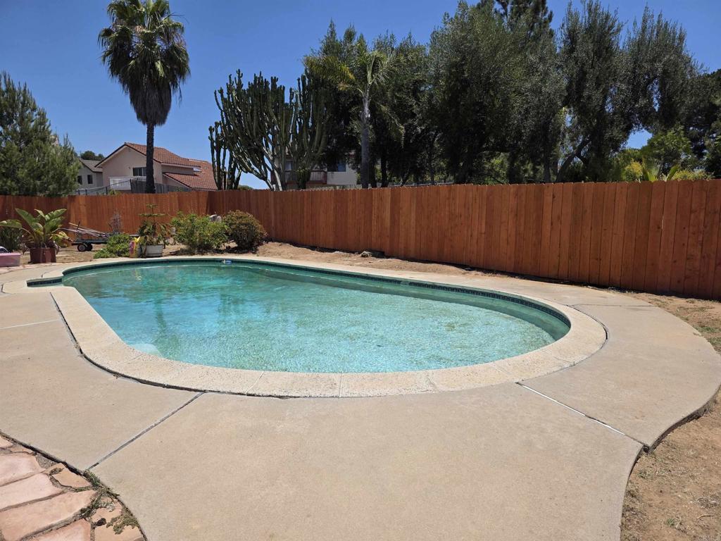 4411 VISTA CORONADO DR