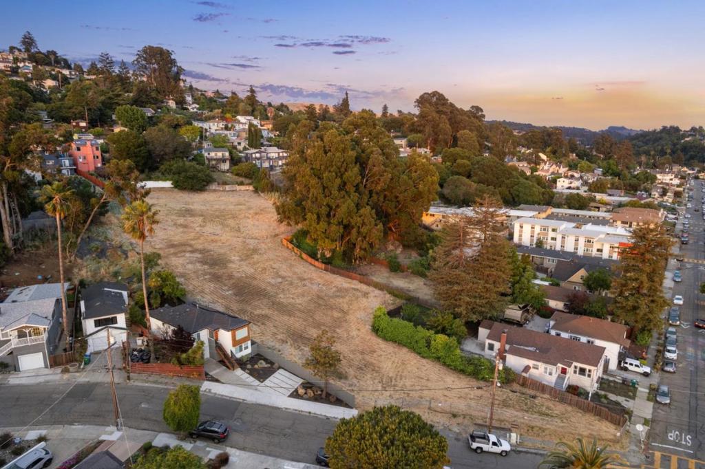 Spectacular Views = Rare Development Opportunity! An oversized residential lot awaits your vision in the prime Eastmont Hills of Oakland. 7854 Ney Ave is one of 4 vacant parcels that can be sold separately or together with 3 other contiguous parcels at 2950 Cumberland Way, 2932 Cumberland Way, and 2900 Parker Avenue. Together, the 4 parcels total 1.28 acres. Sewer, Power, Gas, and Water are already at the site. Gently sloped terrain for spectacular views and easy development. Enjoy views of the Golden Gate Bridge and the San Francisco Bay. The development project was underway in the 1980s, and then players passed. Archival documents and plans (expired) are included in the purchase. According to the City of Oakland Planning, the zoning allows for either multifamily development or single-family development. Buyers should verify with the City of Oaklands Planning and Building Department for permitted uses and building requirements.