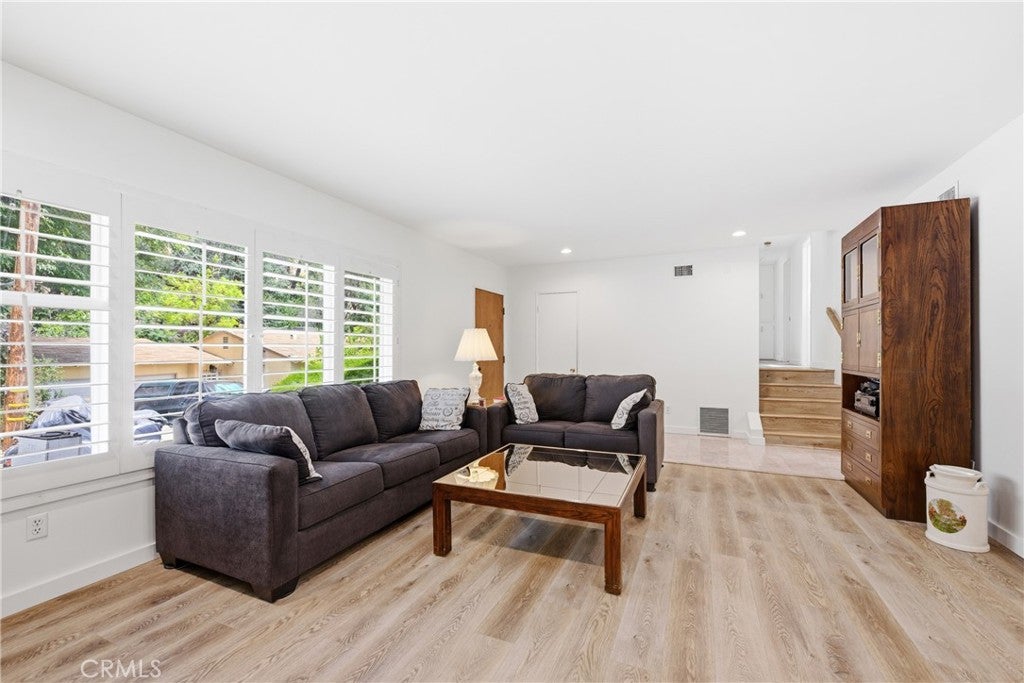 4776 Excelente Drive