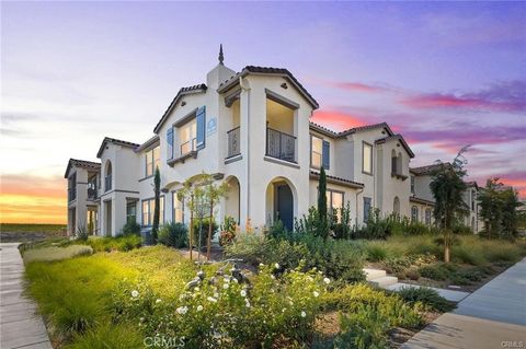 Photo of 3906 E Coronado Privado, Ontario, CA 91761 (MLS # PW26077258)