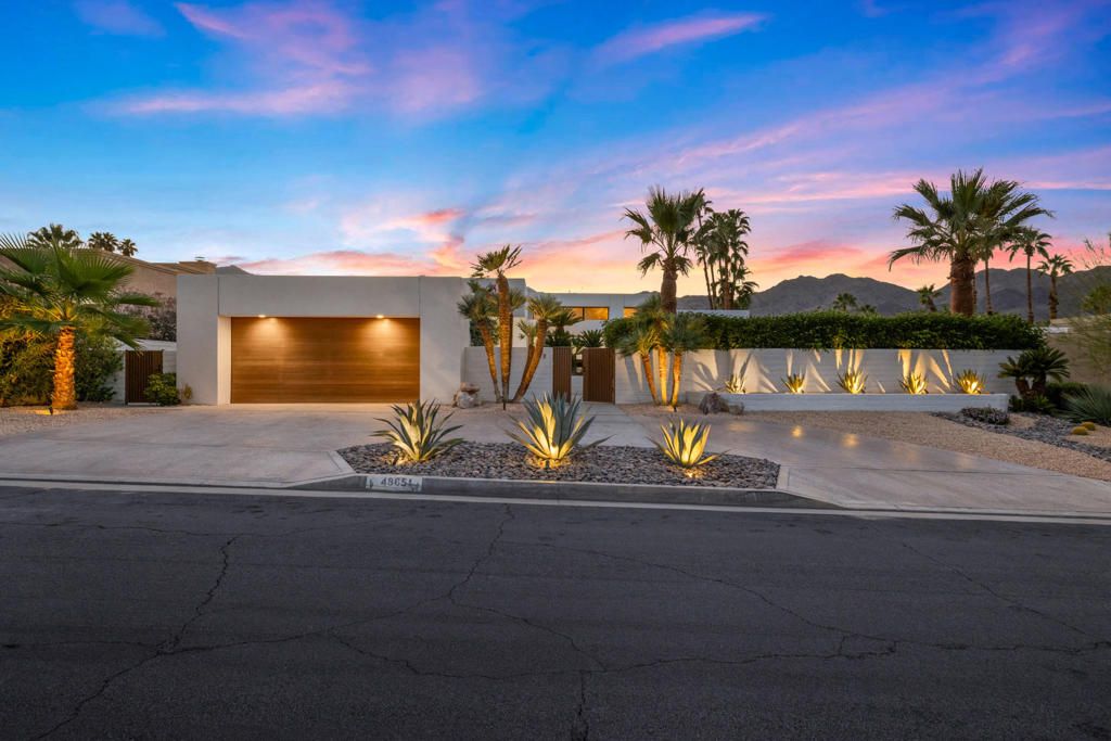 Photo of 48651 Shady View Drive, Palm Desert, CA 92260 (MLS # 219136808DA)