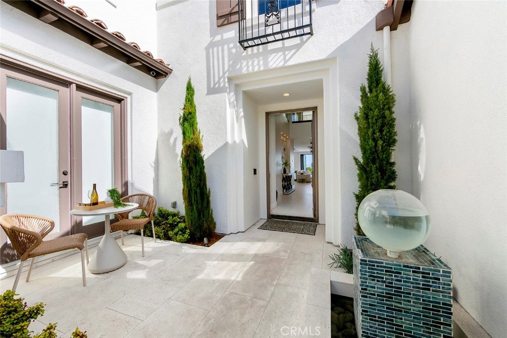 9 Coastal Canyon